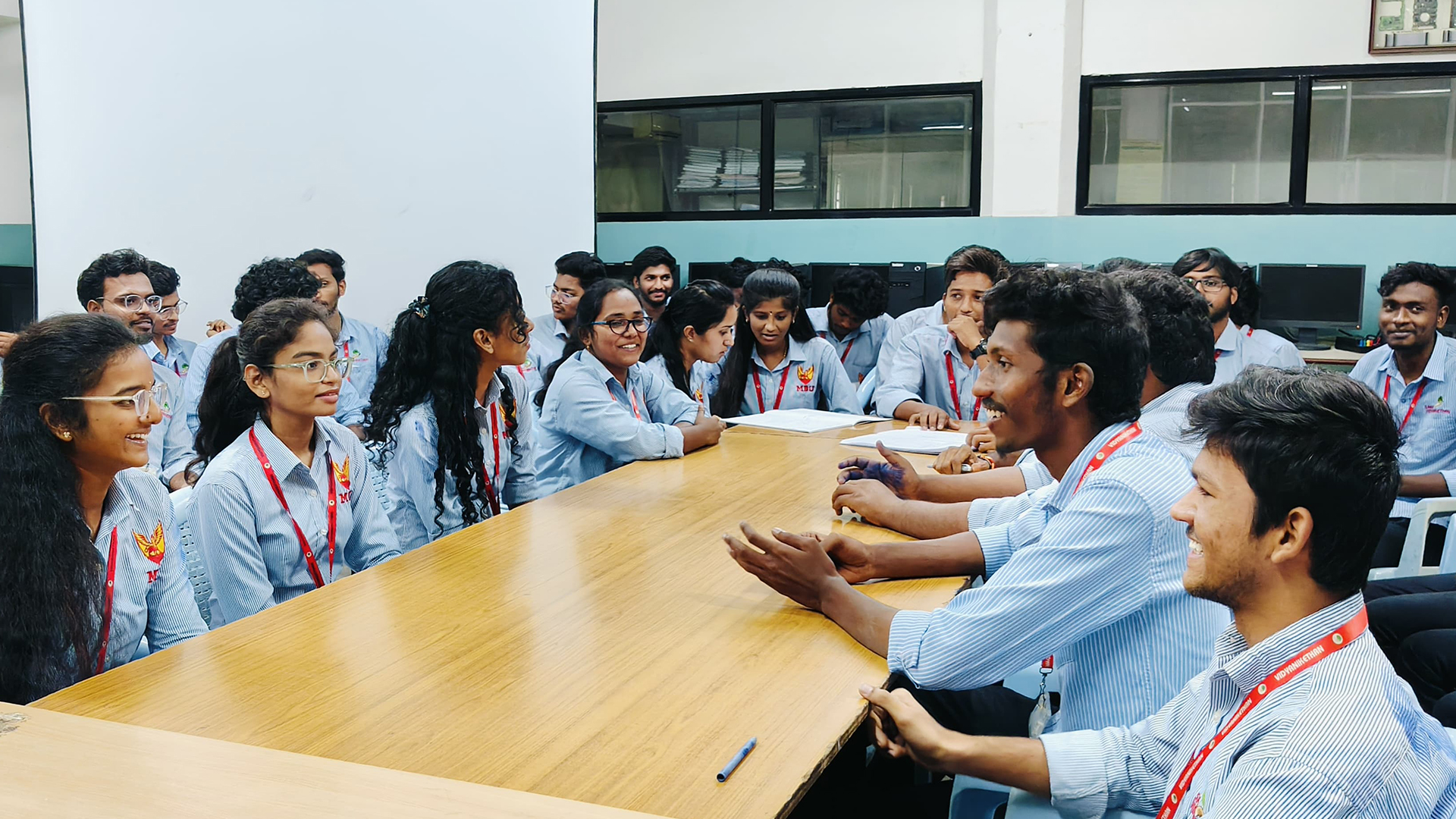 Communion Club Insightful Group Discussion on “Startups vs Big Tech”